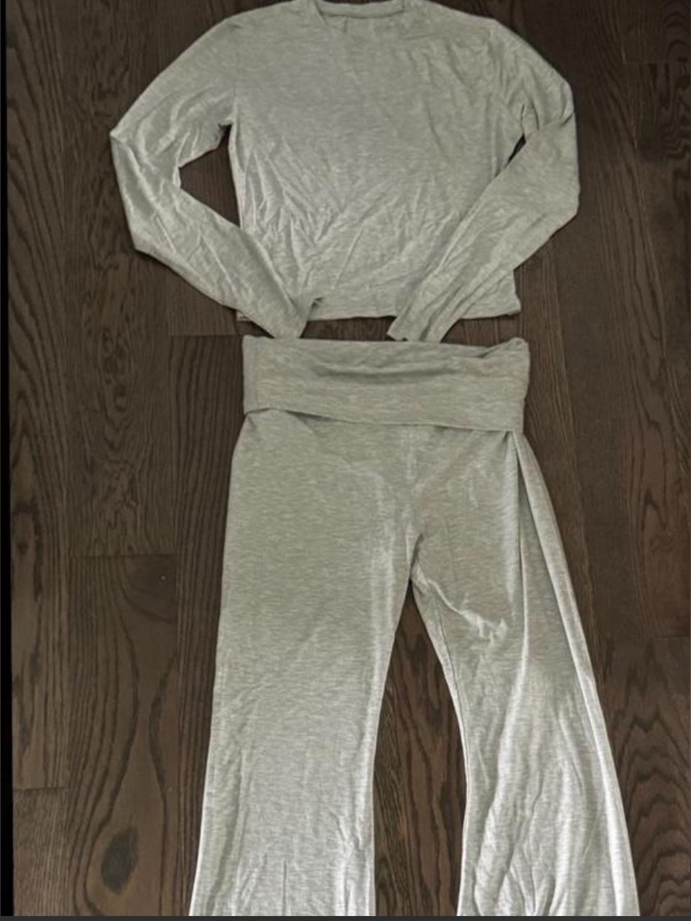 Grey top and fold over yoga pants set BRAND NEW SIZE LARGE #activewear #athleisu